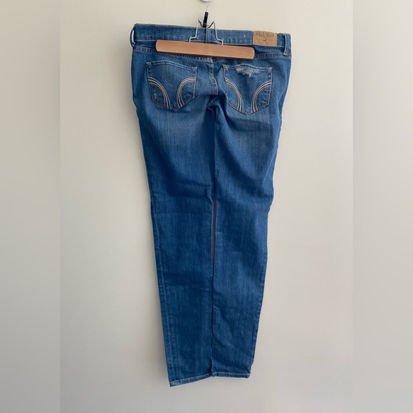 Hollister Oceanside Super Skinny Jeans 5 - Picture 4 of 5